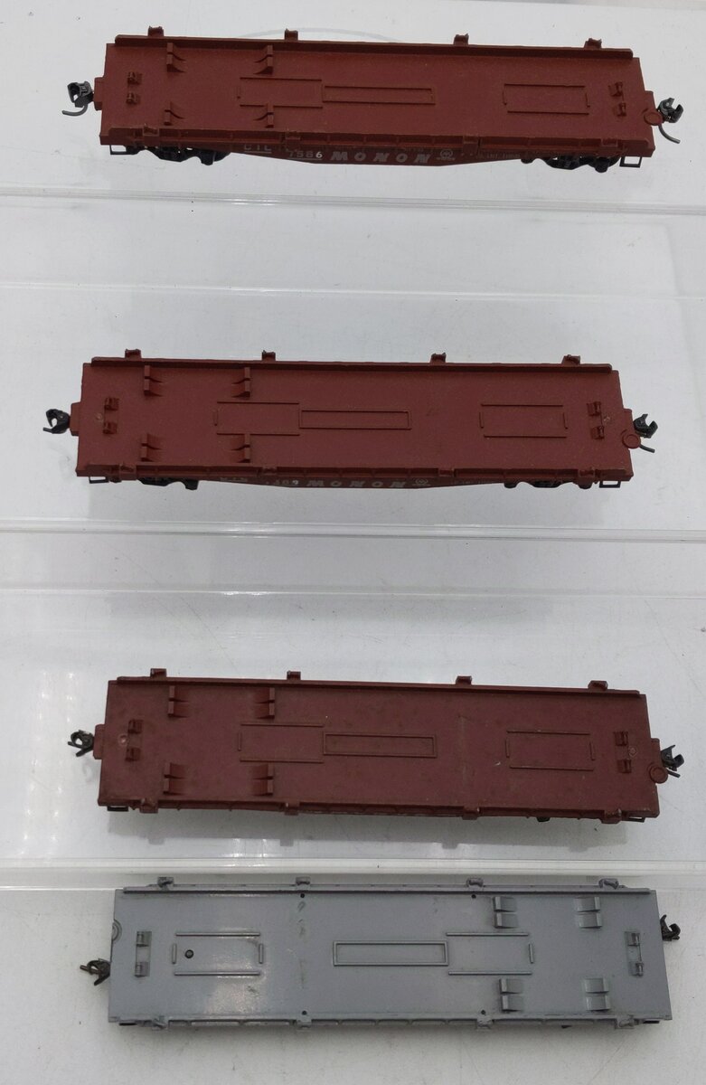 Penn Line HO Scale Monon Flat Cars: #7563 #453#7569#7566 [4] EX