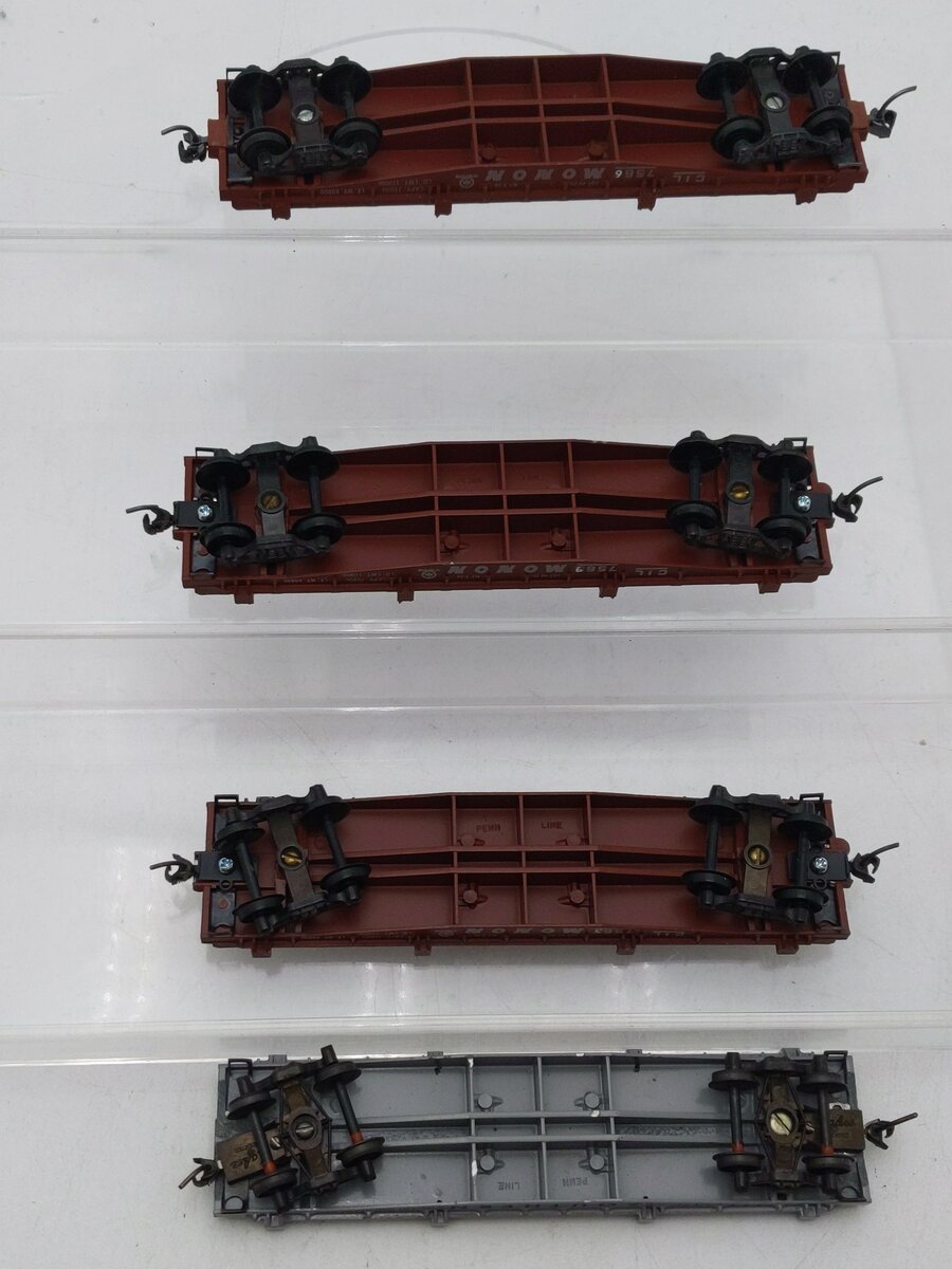 Penn Line HO Scale Monon Flat Cars: #7563 #453#7569#7566 [4] EX