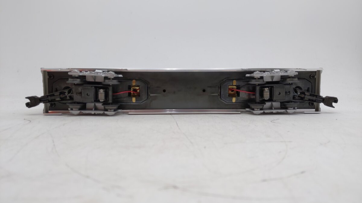 Lionel 6-19111 O Gauge Santa Fe Aluminum Diner Car #601 EX/Box