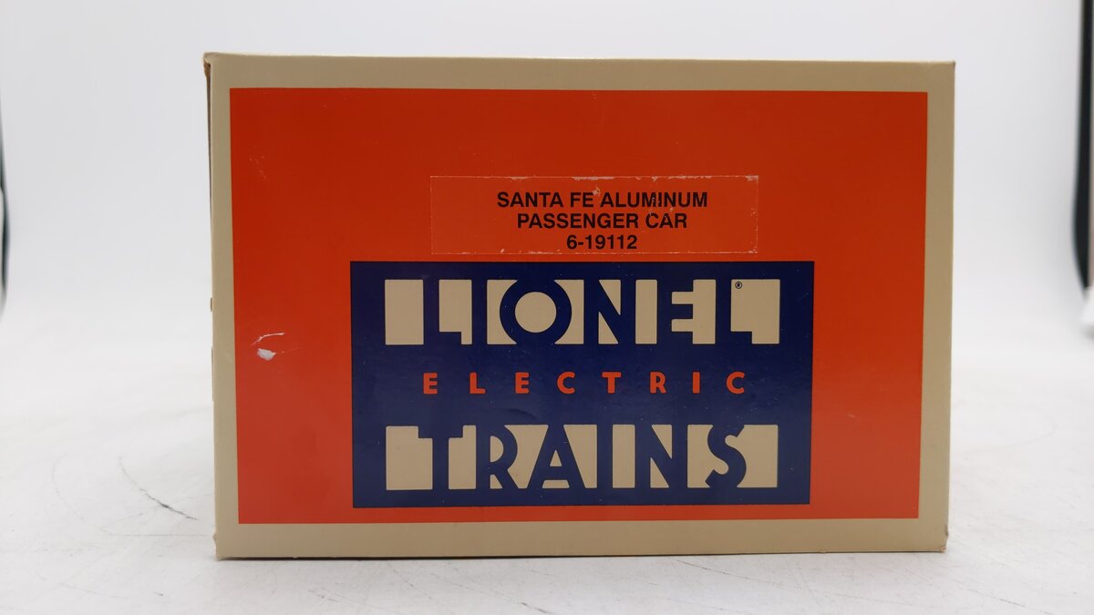 Lionel 6-19112 O Gauge Santa Fe "Squaw Valley" Pullman Aluminum Passenger Car EX/Box