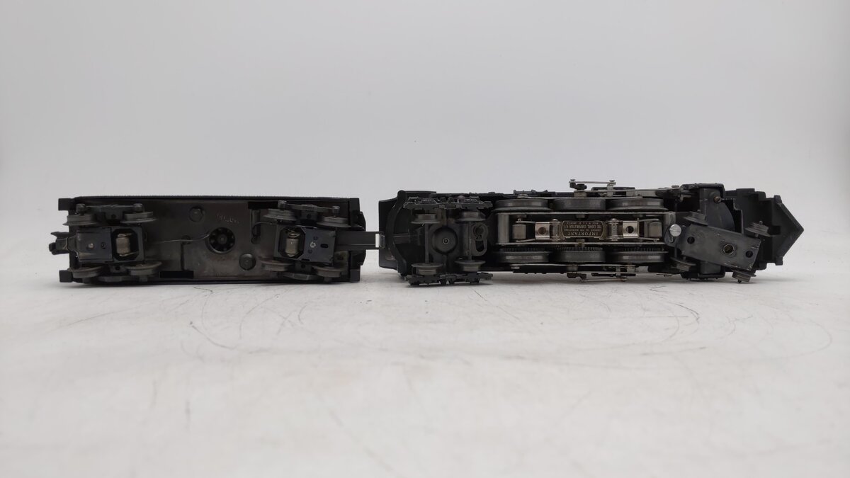 Lionel 685 Vintage O Lionel Lines 4-6-4 Die-Cast Steam Locomotive w/6026W Tender VG