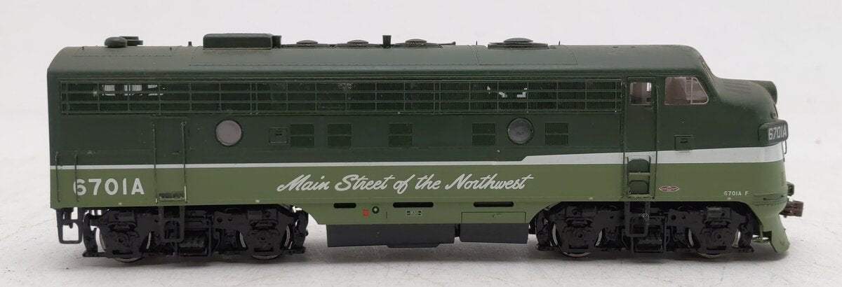 Athearn Genesis G3201A HO Scale Northern Pacific F-9 Diesel Locomotive #6701A VG