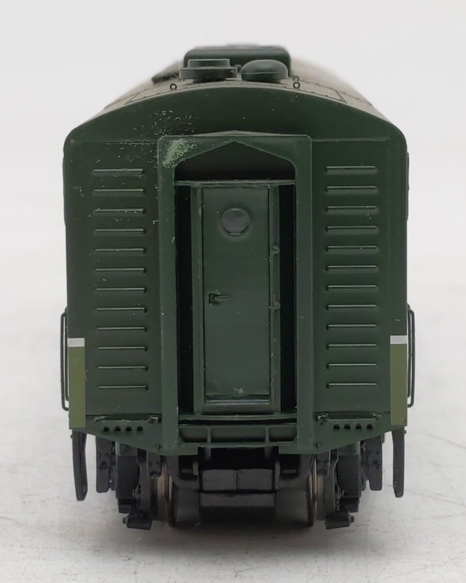 Athearn Genesis G3201A HO Scale Northern Pacific F-9 Diesel Locomotive #6701A VG