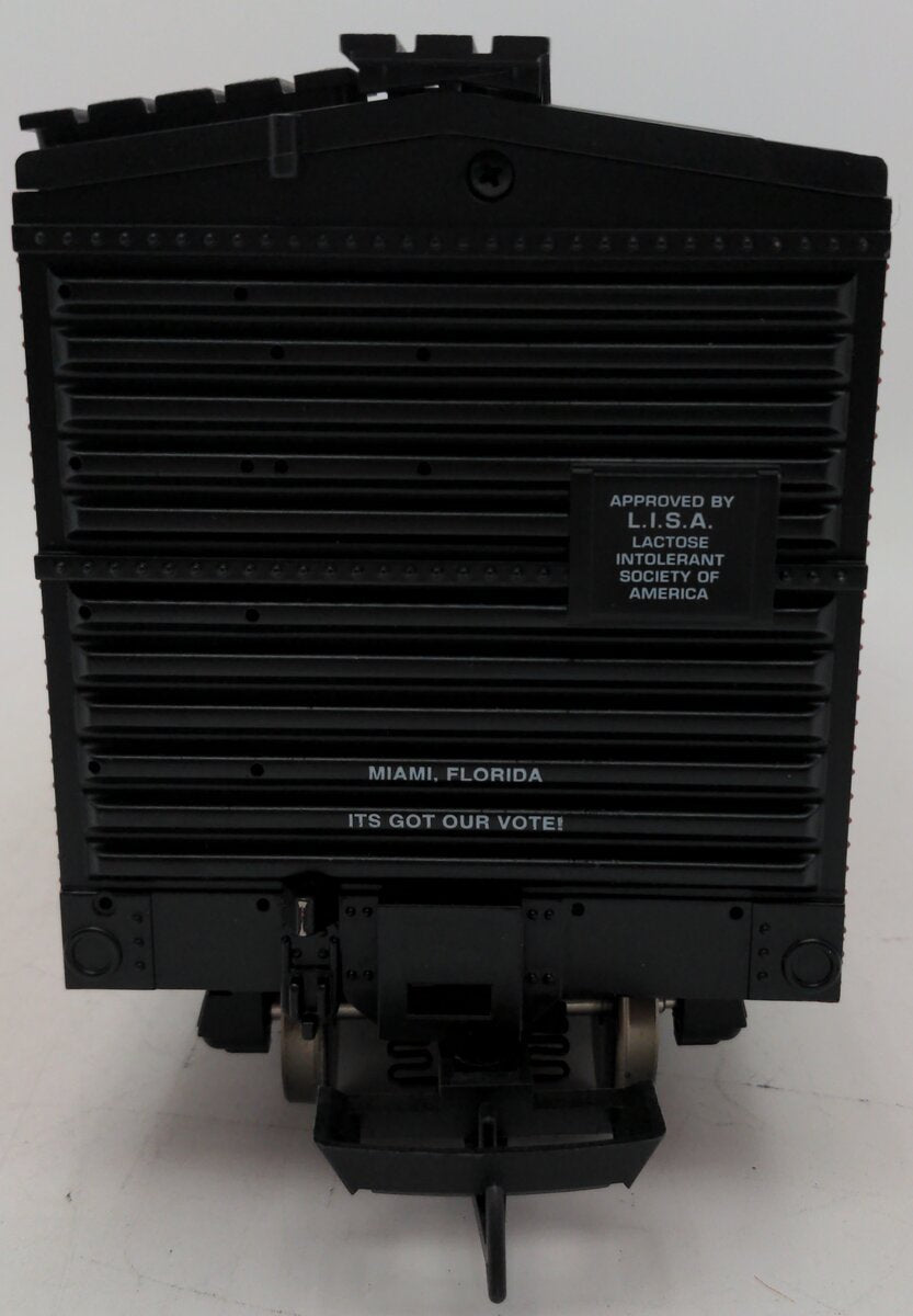 USA Trains San Val Discount Butz & Ausfahirtz Steel Box Car w/ Fart Machine EX/Box