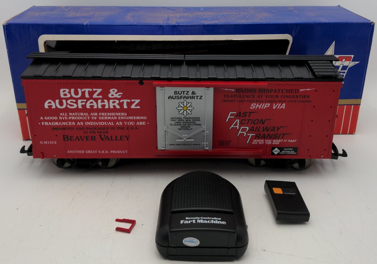 USA Trains San Val Discount Butz & Ausfahirtz Steel Box Car w/ Fart Machine EX/Box