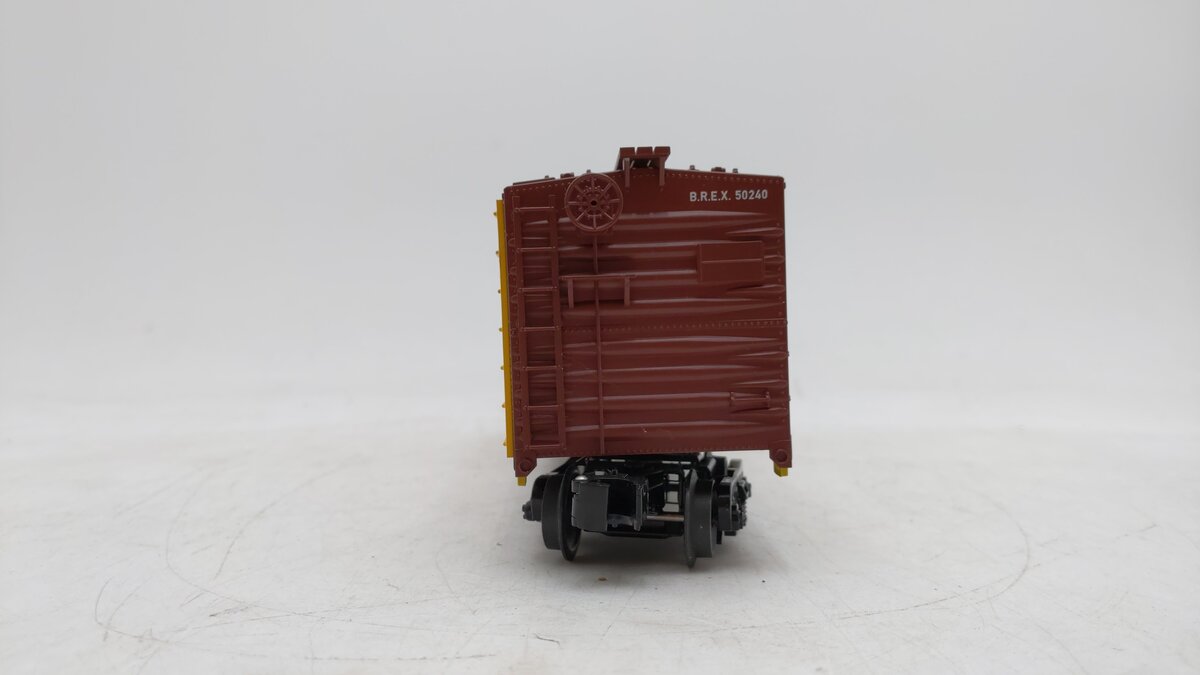 Crown Model Products 50240 O Burlington Refrigerator Express Boxcar #50240 EX/Box