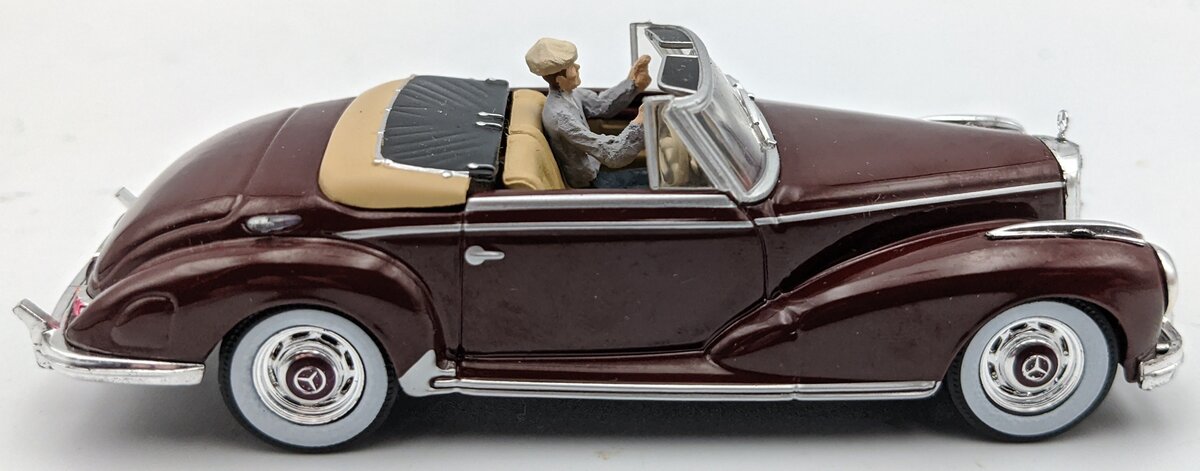 KK Scale 1:43 Mercedes 300 SC W188 Cabrio 1957 Dark Red LN