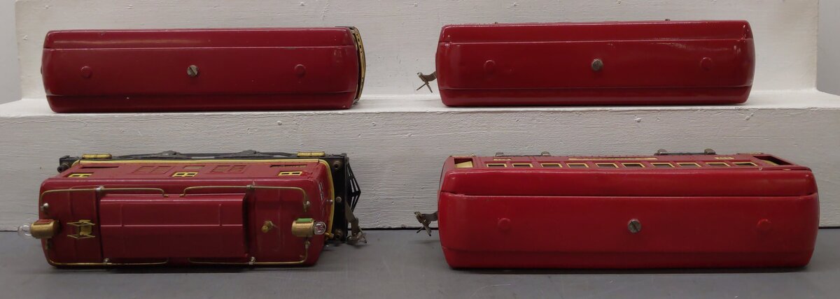 Lionel 360E Vintage Std Gauge Red & Cream Electric Pass. Set: 8E, 332, 337, 338 VG