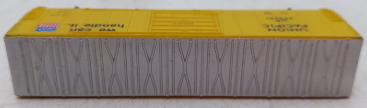 Life Like 7730 N Scale Union Pacific Evans 50' Boxcar #499051 EX