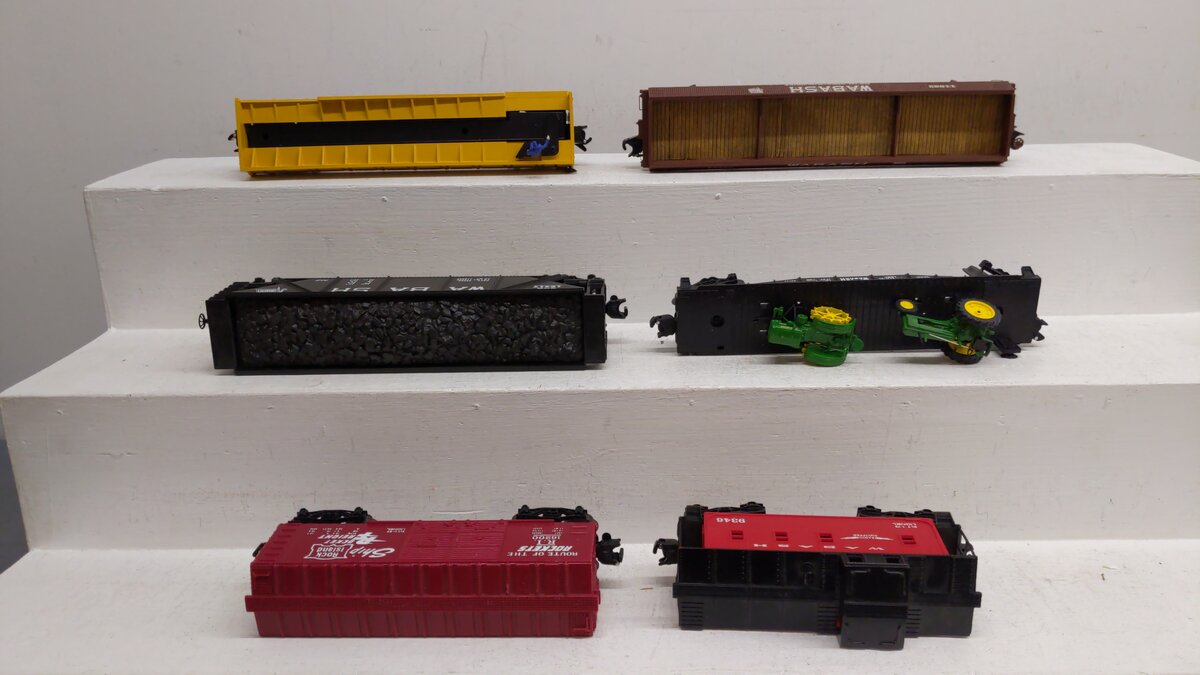 Lionel O Gauge Assorted Freight Cars [6] EX