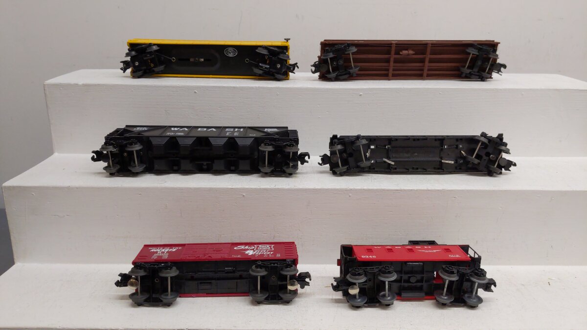 Lionel O Gauge Assorted Freight Cars [6] EX