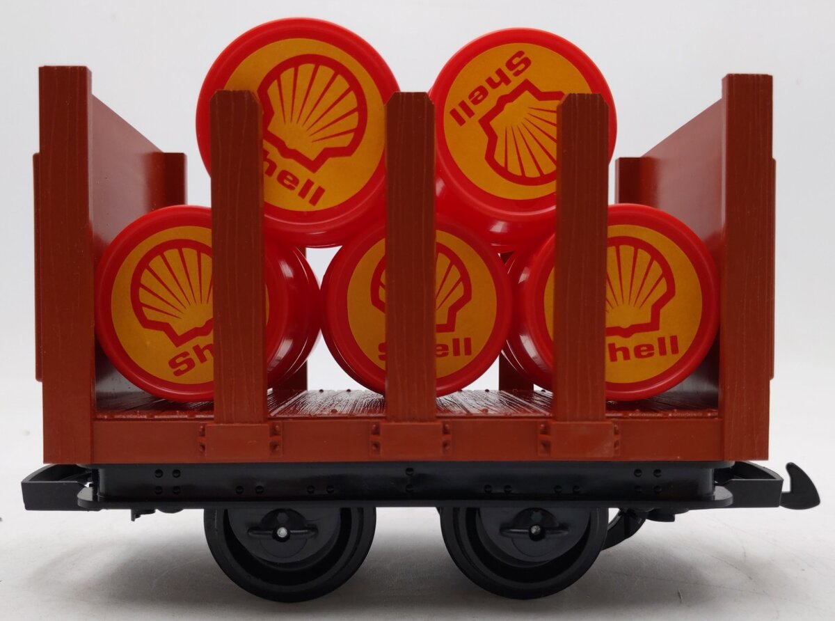 LGB 40450 G Scale Red/Brown Flatcar with Stakes & 5 Barrel Load LN/Box