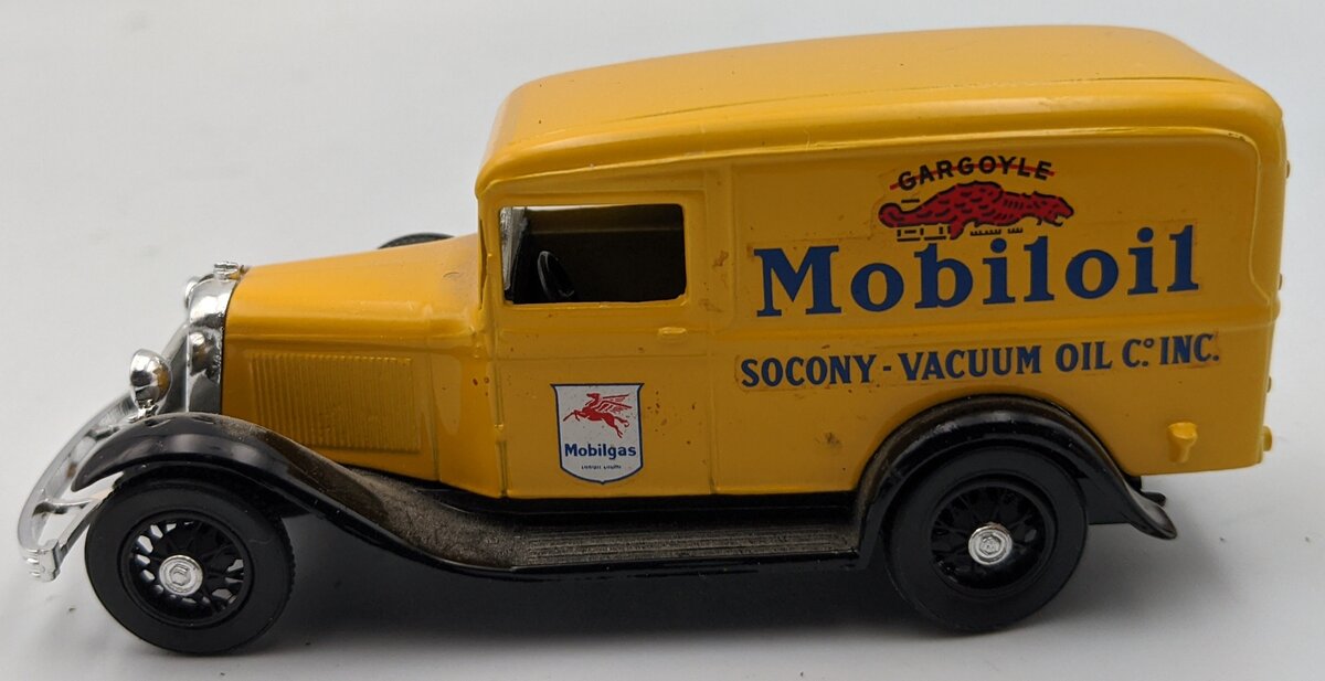Eligor 1:43 1934 Ford V8 Camionnette Panel Van Mobiloil VG