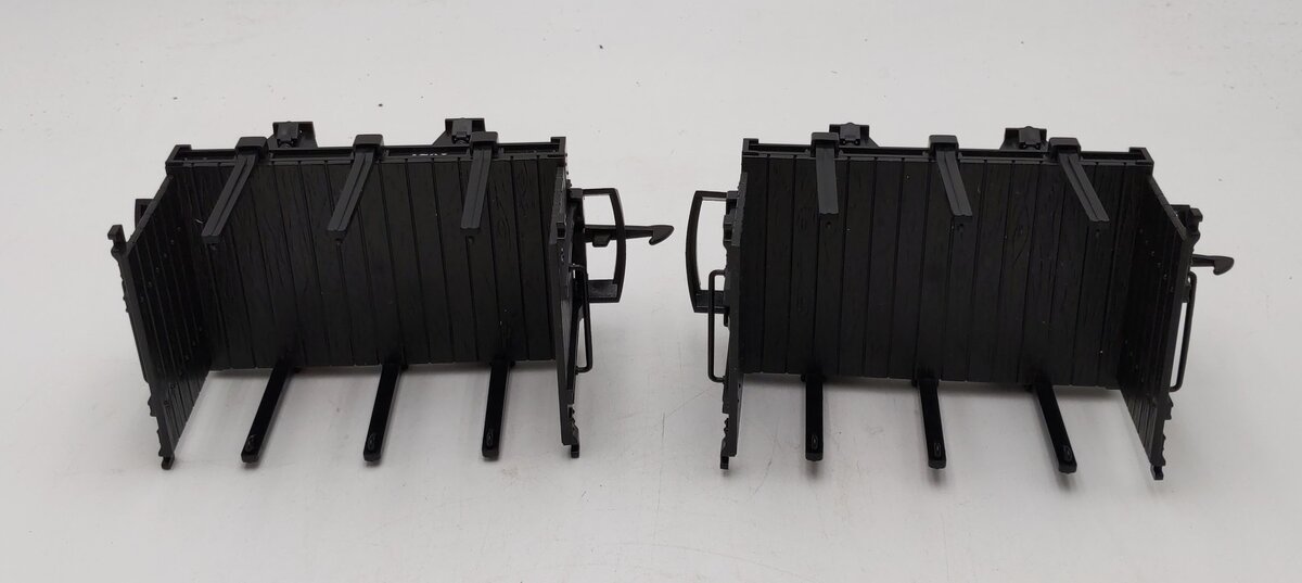 LGB 41170 Set of 2 Flatcars W Load NIB