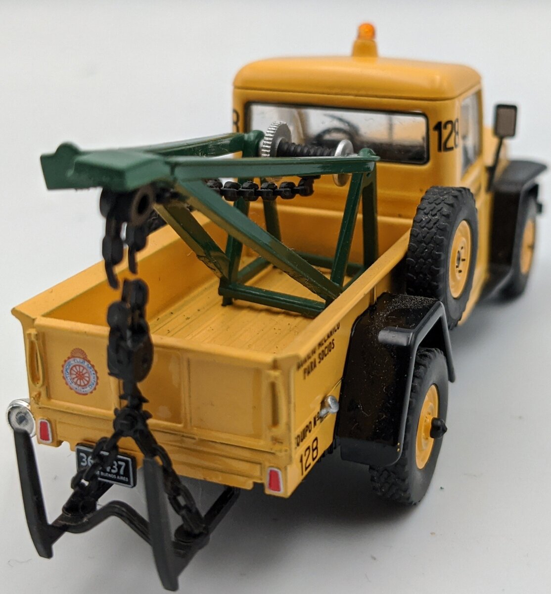 Salvat 1:43 IKA Jeep Baqueano 1960 Tow Truck LN