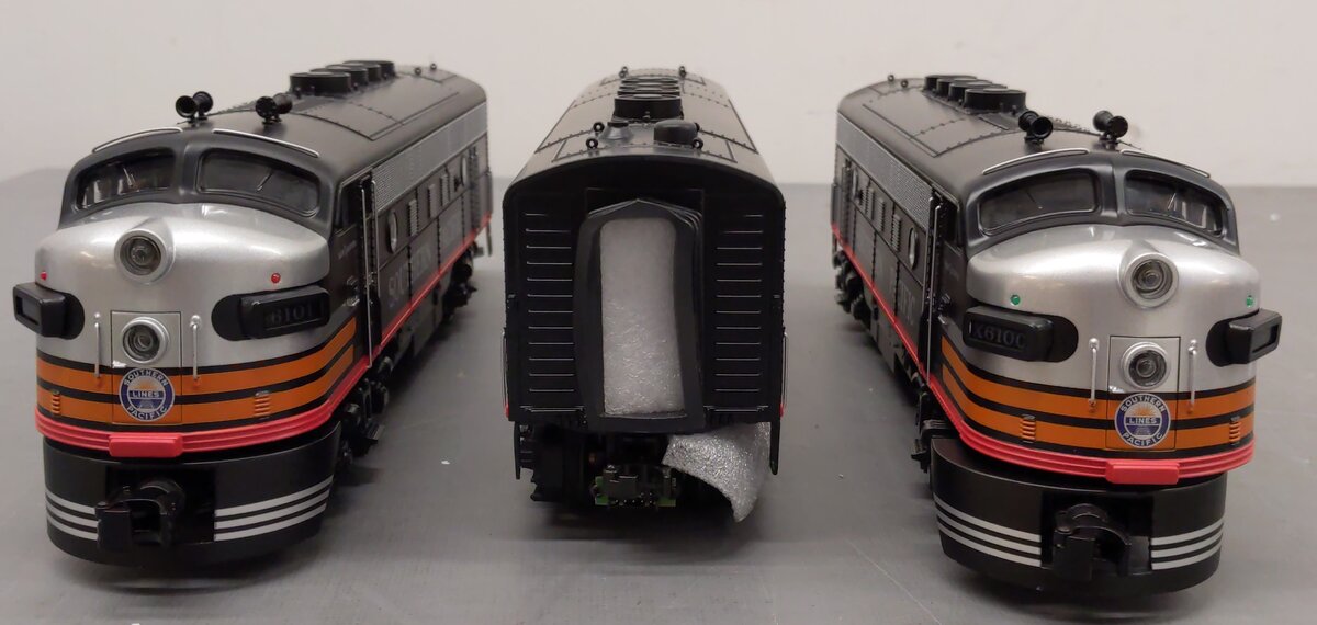 MTH 20-2306-1 O Southern Pacific F-3 ABA Diesel Engine Set w/PS2 #X6100/X6101 LN/Box
