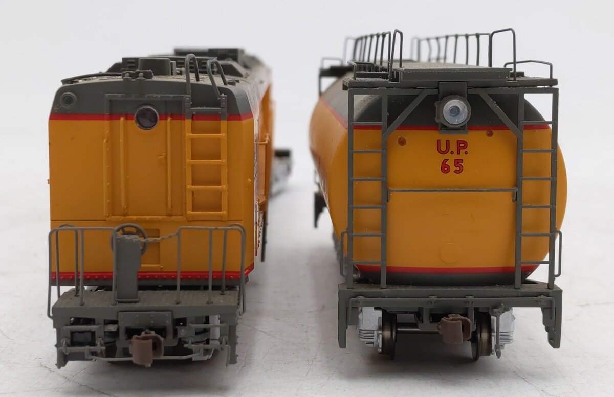 Athearn 88667 HO UP Veranda Gas Turbine Diesel Locomotive with Tender #65 EX