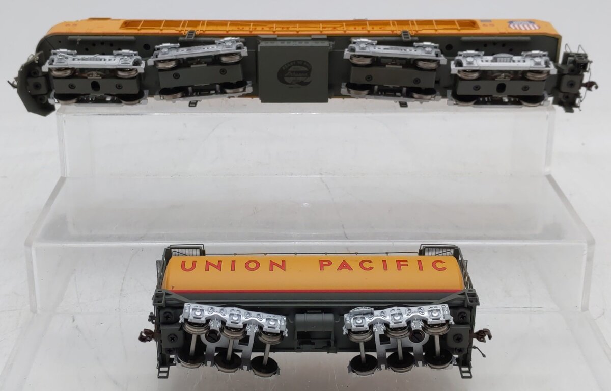 Athearn 88667 HO UP Veranda Gas Turbine Diesel Locomotive with Tender #65 EX