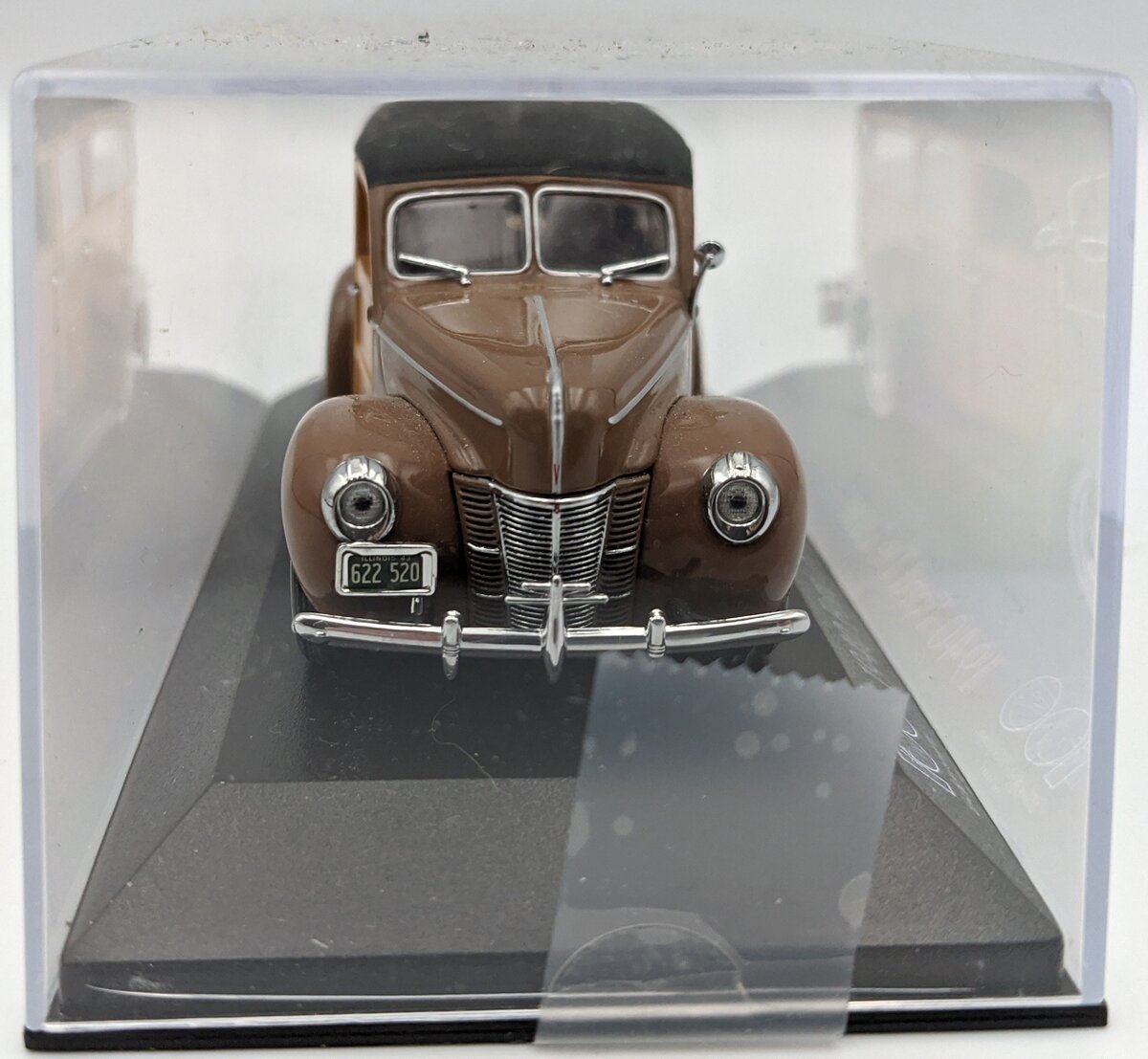 Minichamps 1:43 1940 Ford De Luxe Woody Brown NEW