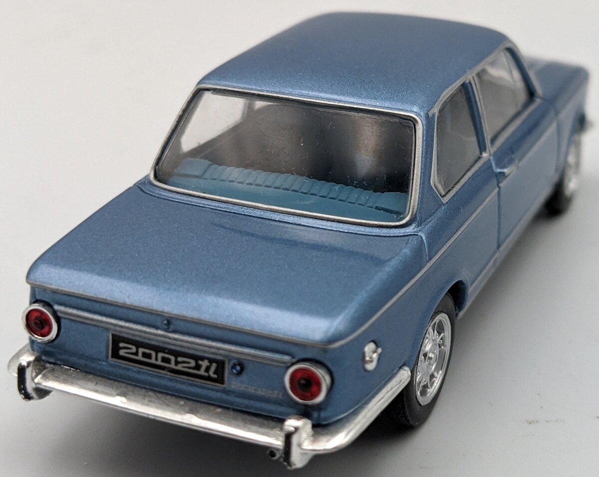 KK Scale 1:43 BMW 2002 TI 1971 Light Blue LN