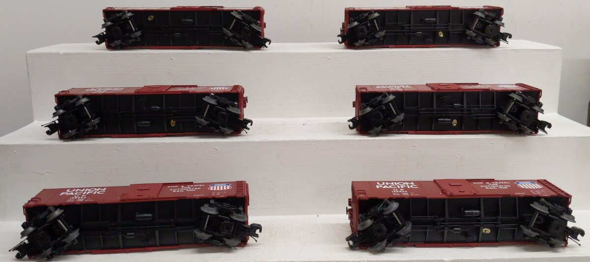 MTH 20-90792 O Gauge Union Pacific 40' AAR Box Car 6-Car Set NIB