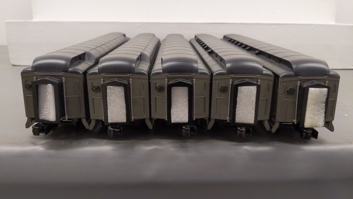MTH 20-40001 O New York Central 70' Madison Passenger Car Set (Set of 5) EX/Box