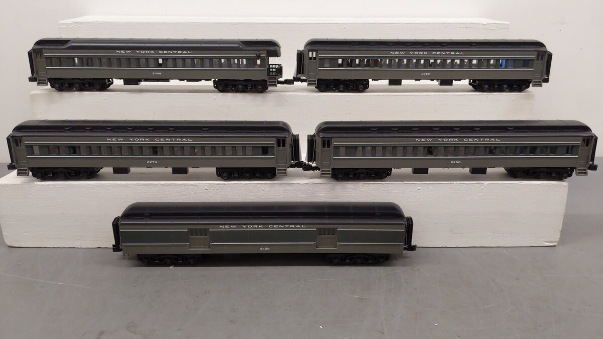 MTH 20-40001 O New York Central 70' Madison Passenger Car Set (Set of 5)