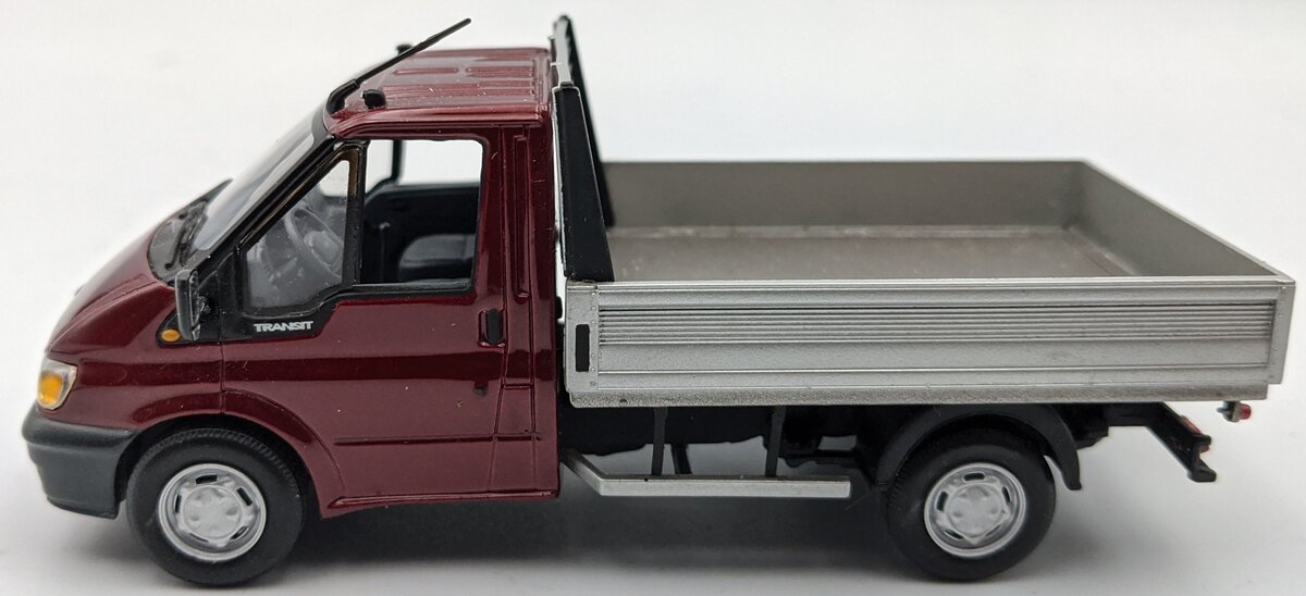 Minichamps 1:43 Ford Transit Single Cabin Truck Red LN