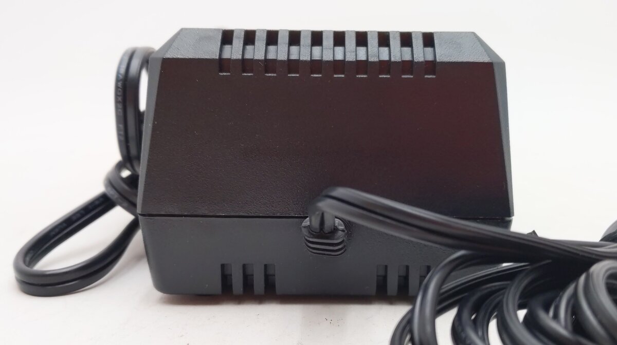 Lionel 6-12885 O Gauge 40W 3-Amp Power and Control System EX/Box