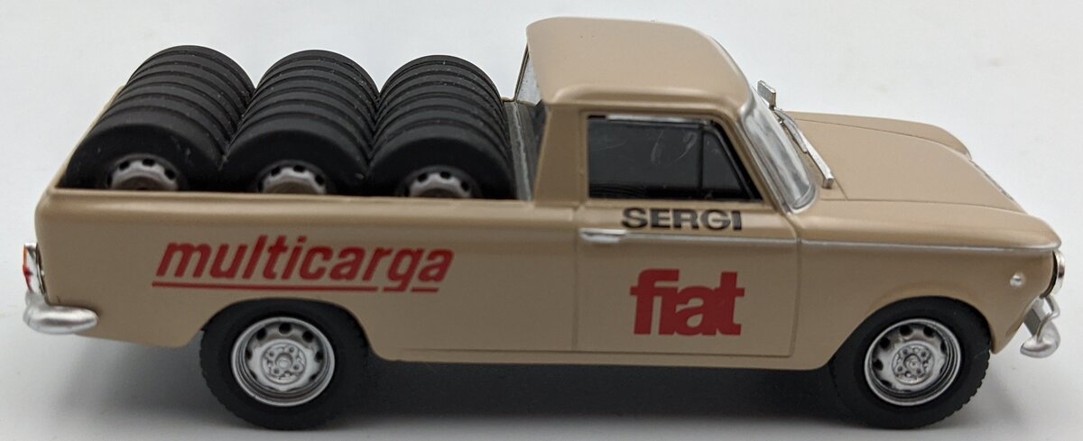 IXO Models 1:43 1965 Fiat 1500 Multicarga Pick-Up LN