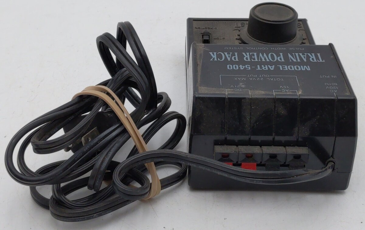Aristo-Craft 5400 1.8 Amp Train Power Pack w/PWC EX