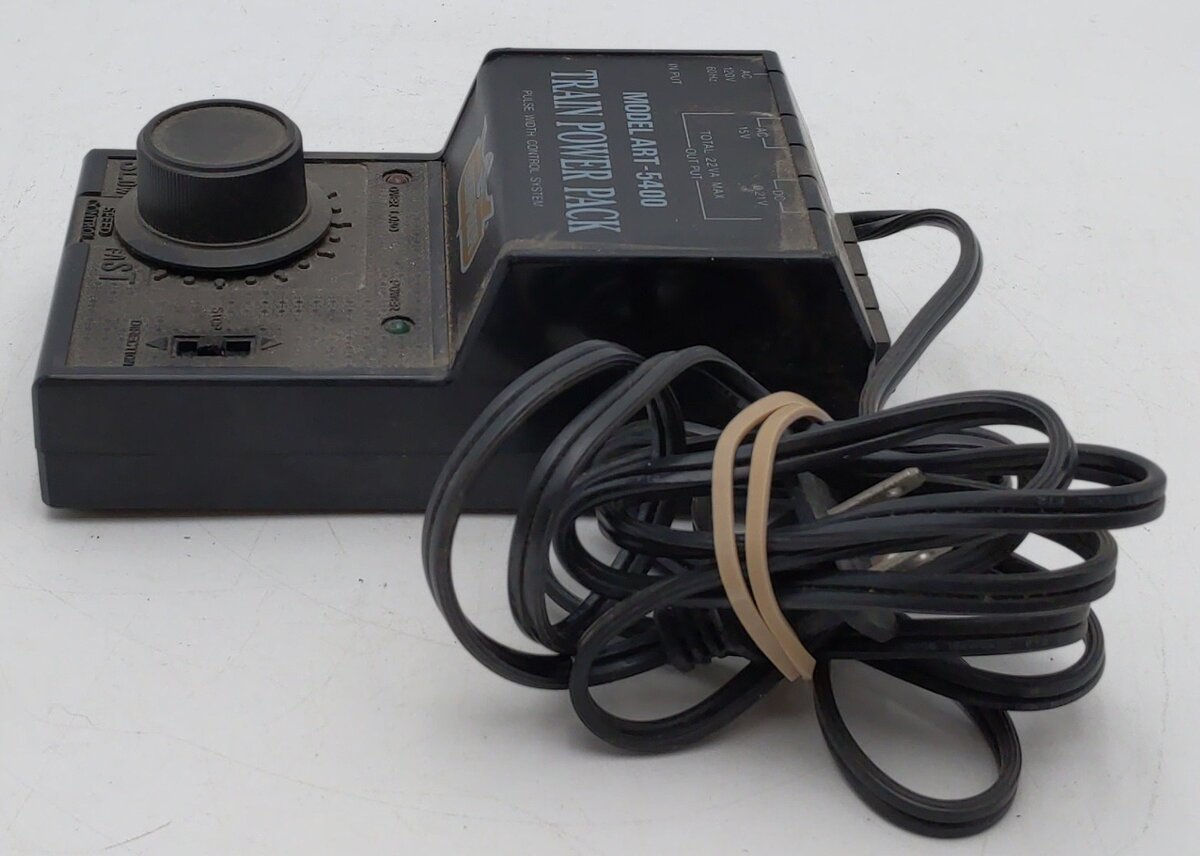 Aristo-Craft 5400 1.8 Amp Train Power Pack w/PWC EX