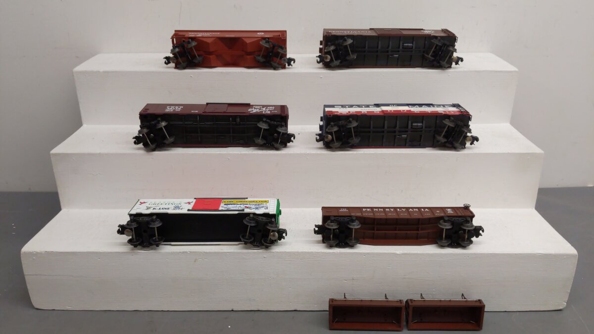 O Gauge Assorted Freight Cars [6] EX