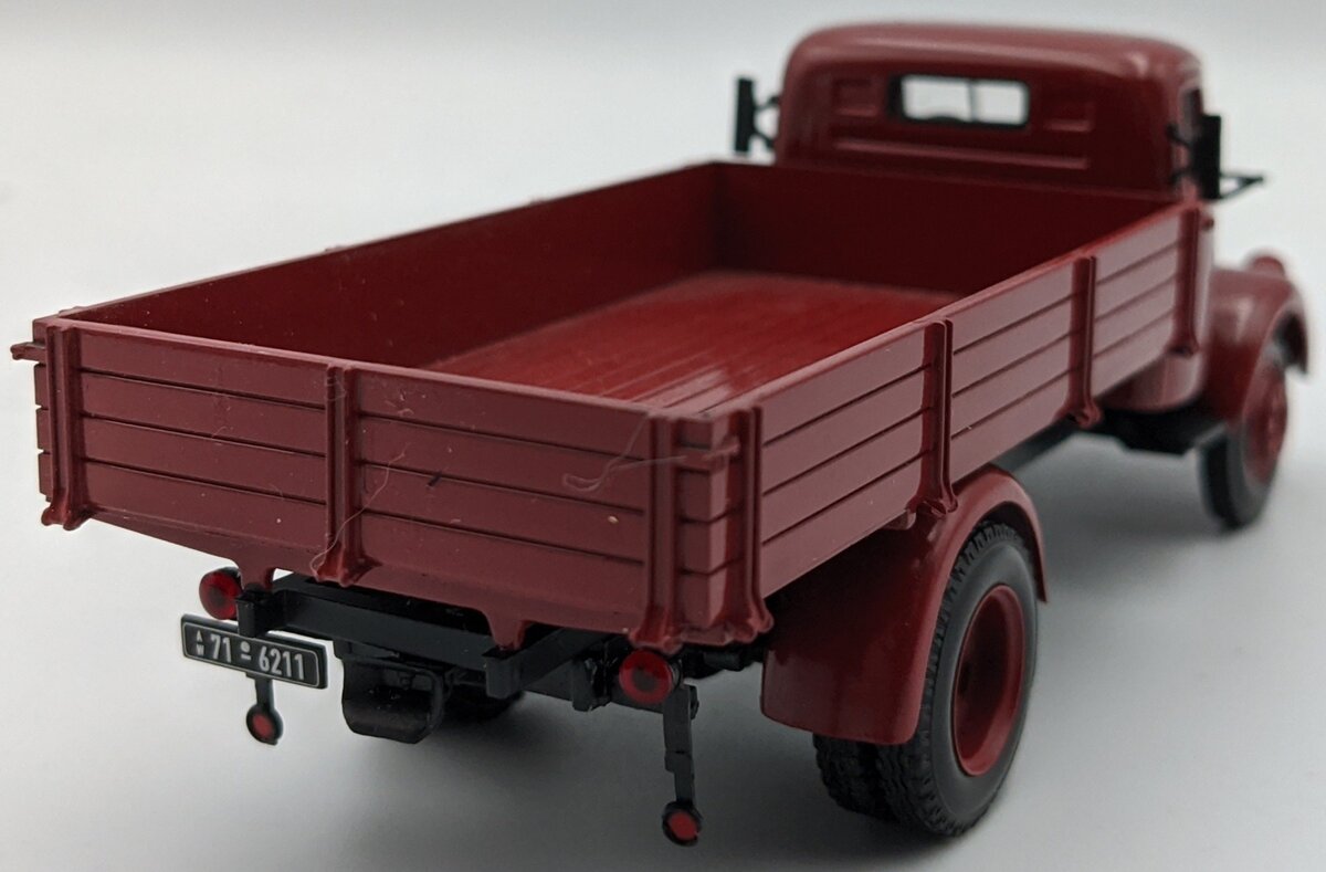 Minichamps 1:43 Mercedes-Benz L 3500 Pickup Truck