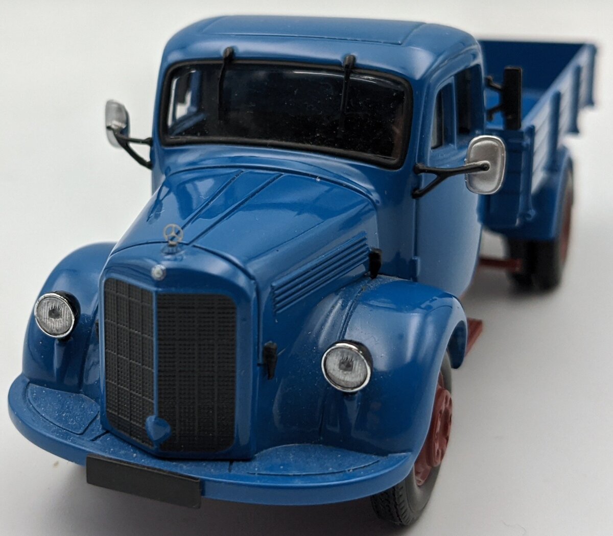 Minichamps 1:43 Mercedes-Benz L 3500 Pickup Truck LN
