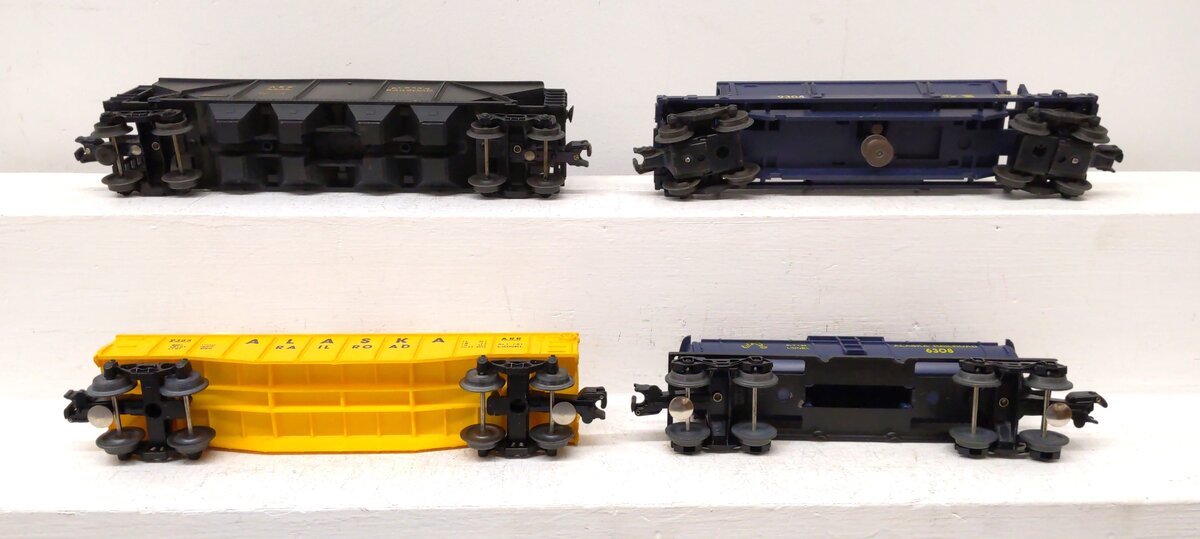 Lionel O ARR Assorted Freight Cars: 6308, 9385, 9304, 6636 [4] EX