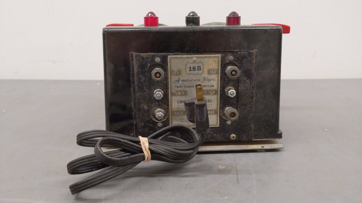 American Flyer 18B Vintage S 190 Watt Transformer - Runs 2 Trains VG