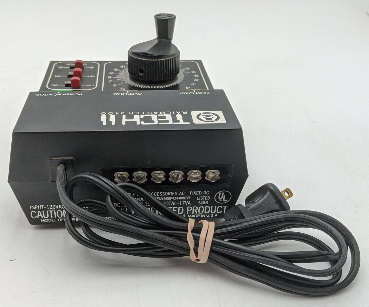 MRC 2400 Tech II Railmaster 2400 Power Pack VG