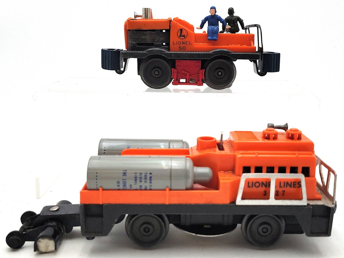 Lionel Vintage O Gauge Lionel Lines Track Cleaner and Gang Car: 3927, 50 [2] VG