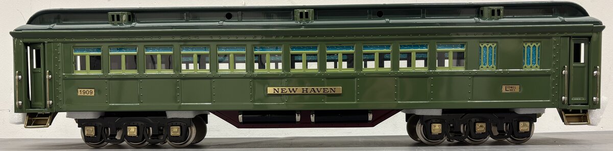 Lionel 11-40018 Std. Gauge New Haven Two Tone Green Show Room Coach Car #1909 LN/Box
