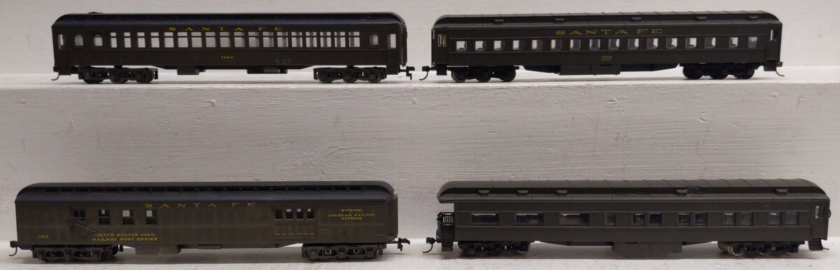 HO Assorted Passenger Cars: 1464, 3352, 1307 [4]