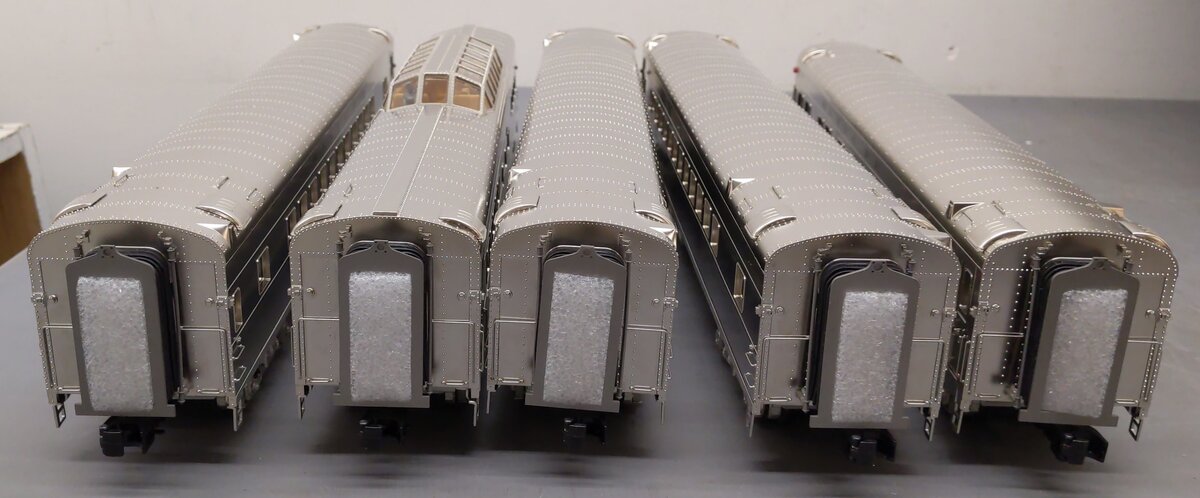 MTH 20-65152 O Santa Fe 70' Streamlined Smooth-Side Passenger Set (Set of 5) LN/Box