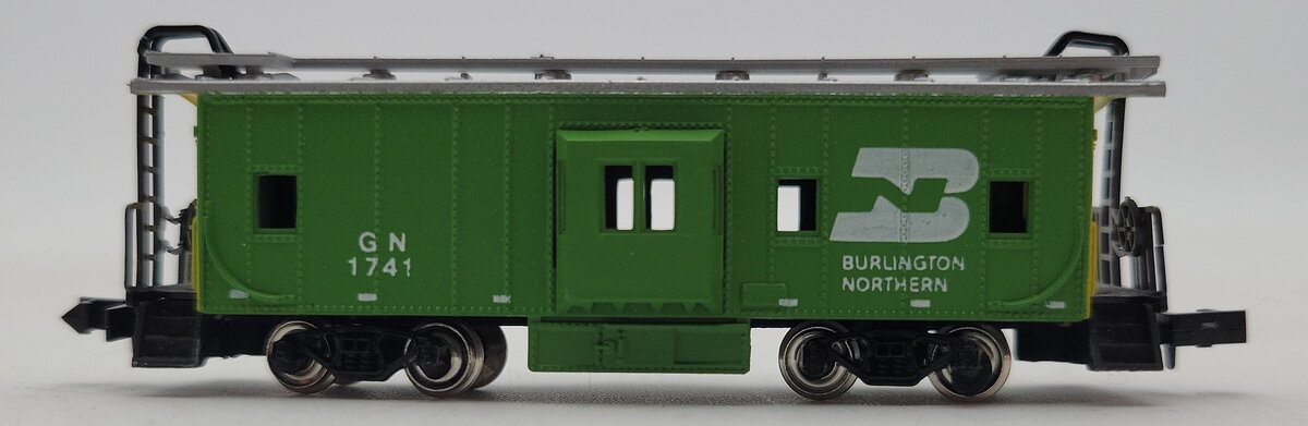 Con-Cor 0001-125303 N Scale Burlington Northern Bay Window Caboose #1741 LN/Box
