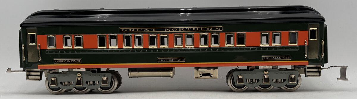 Lionel 11-4011B Std. Gauge Great Northern Presidential Coach Car #4391 LN/Box