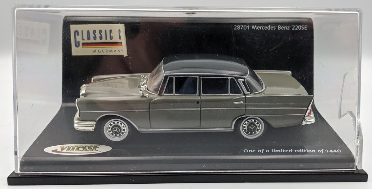 Vitesse 28701 1:43 1959 Mercedes-Benz 220 SE Fintail Grey