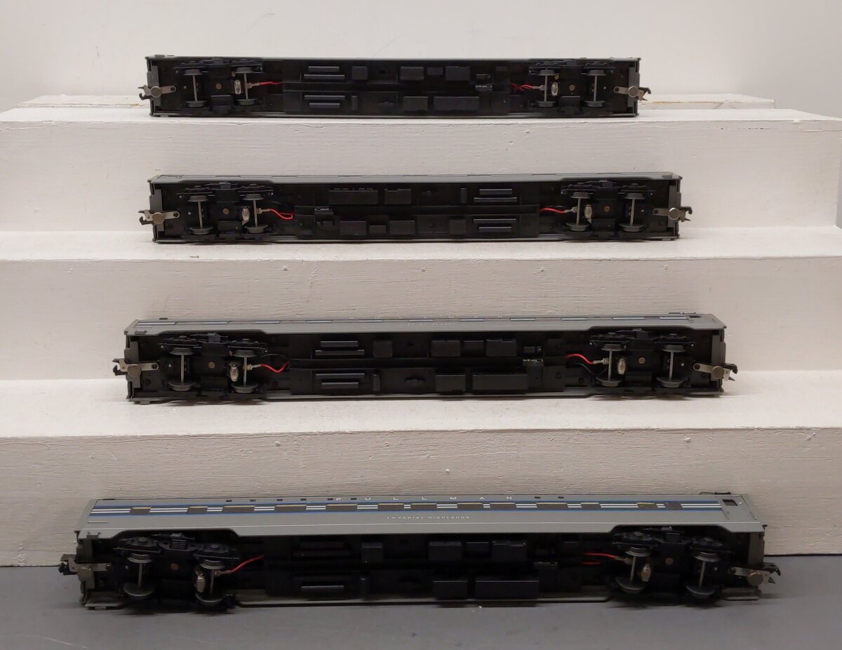 Golden Gate Depot 1938 O 20th Century Aluminum Pullman 4-Car Set B (3 Rail) EX/Box