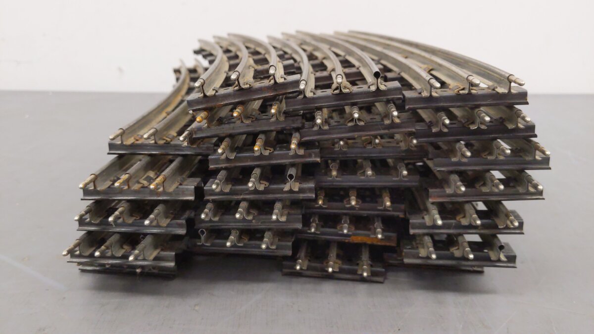 Lionel 6-65572 O-72 Tubular Curved Track Sections (26)