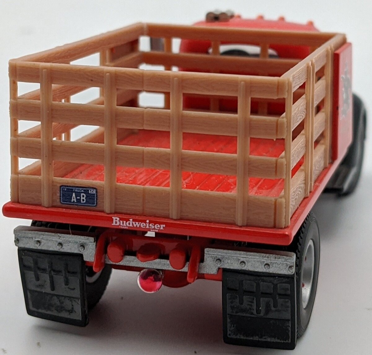 Spec Cast 39503 1:50 Budweiser Stake Back Truck