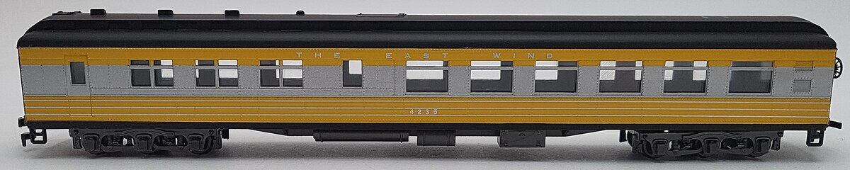 Rivarossi 5631/0 HO Scale Pennsylvania The East Wind Diner Passenger Car #4235 EX/Box