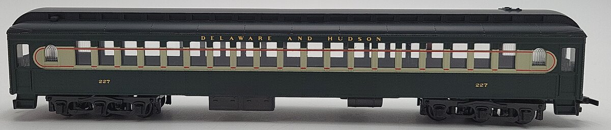 Rivarossi 6503/0 HO Scale Delaware and Hudson Coach Car #227 LN/Box